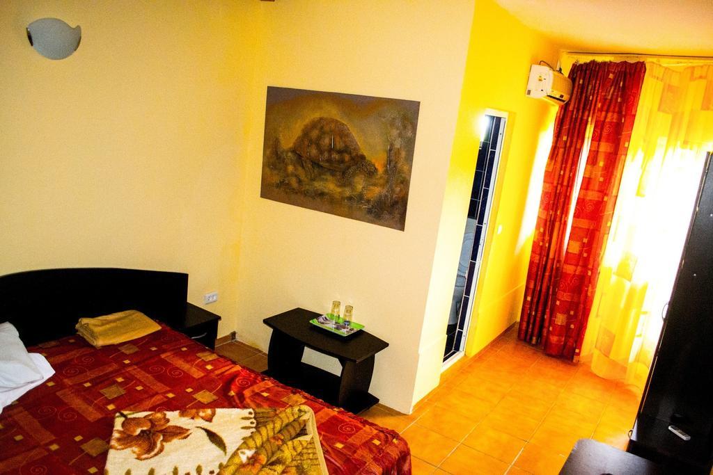 Vila Luminita Hotel Mamaia Buitenkant foto